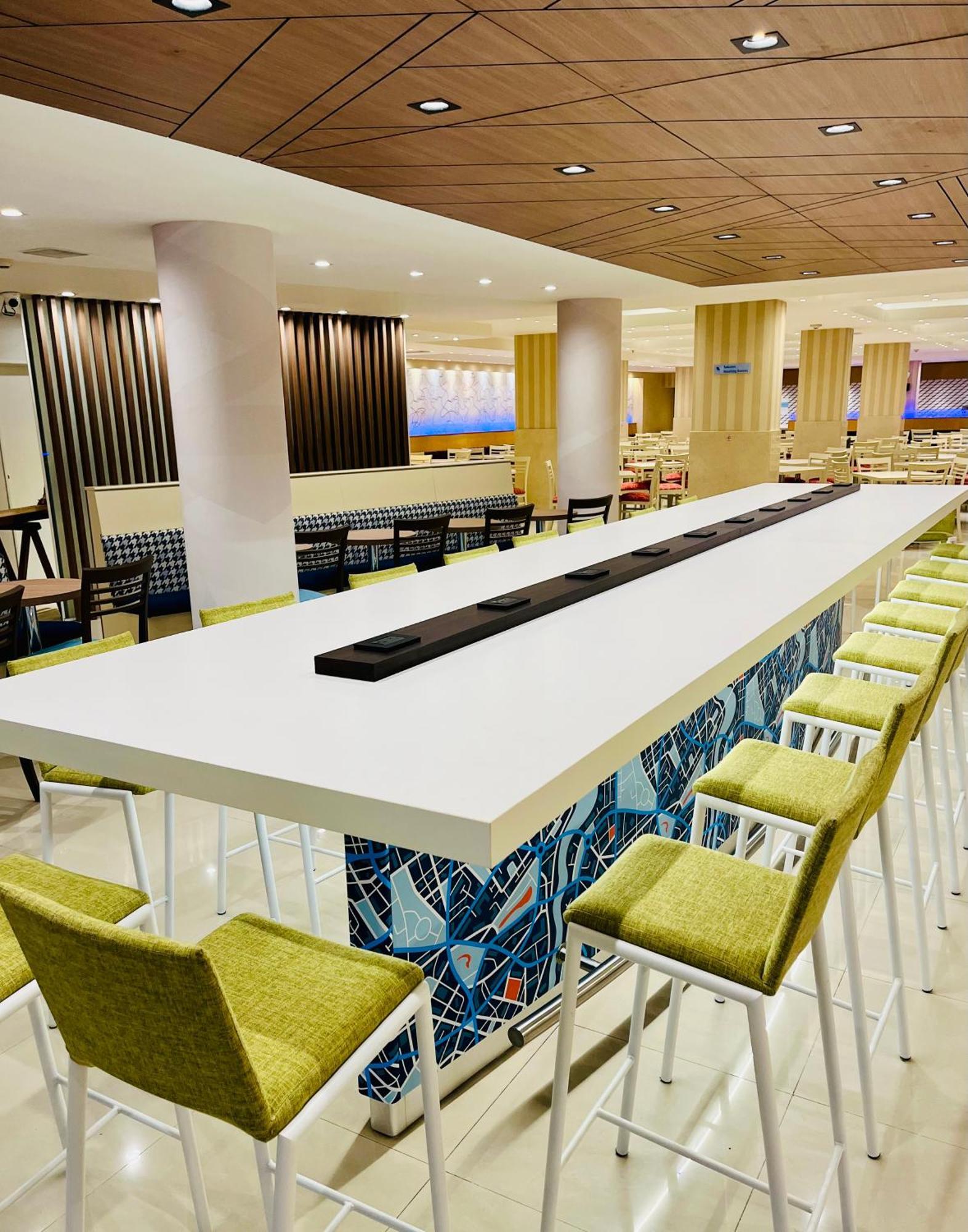Hotel Express By Ihg 4*
