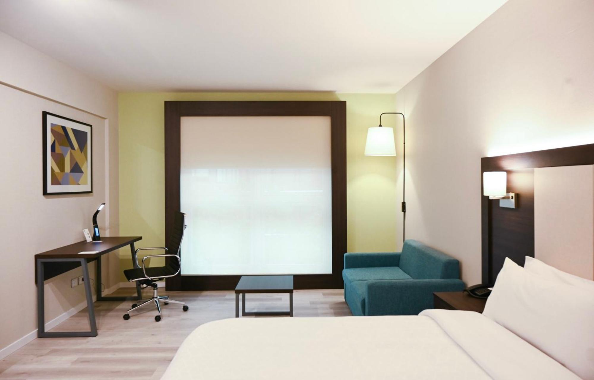 Express By Ihg 4*